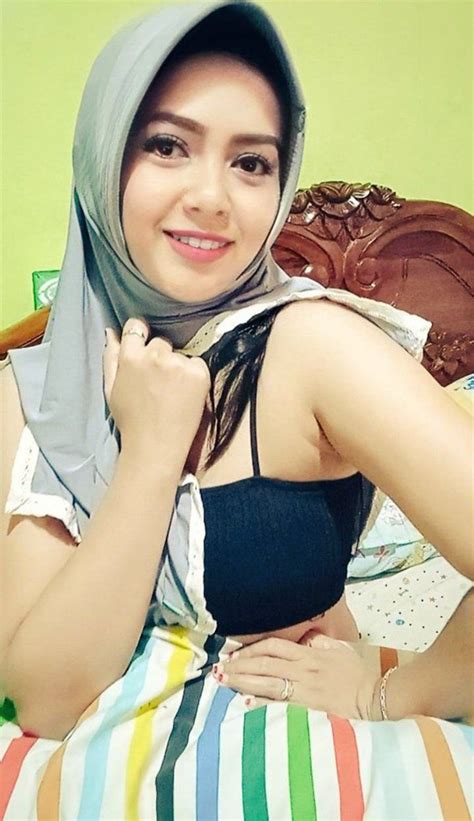 Bokep Indo Sedarah Porn Videos .